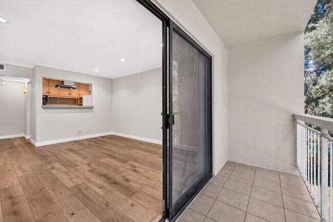 Building Photo - Resort-Style Living in Walnut Creek! Bright 1BR w/ Private Tree-Line Balcony!