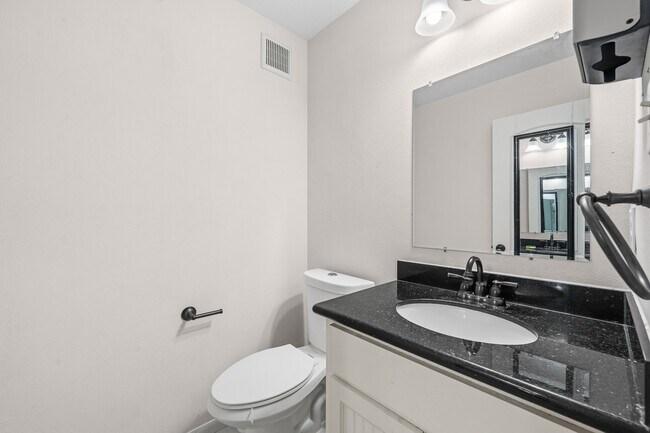 Building Photo - 13619 Braeswest Dr