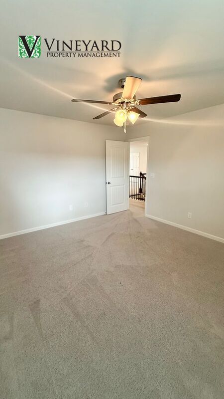 Building Photo - 5295 Blue Mountain Ln