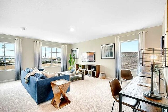 Building Photo - 2030 Maple Ridge Dr