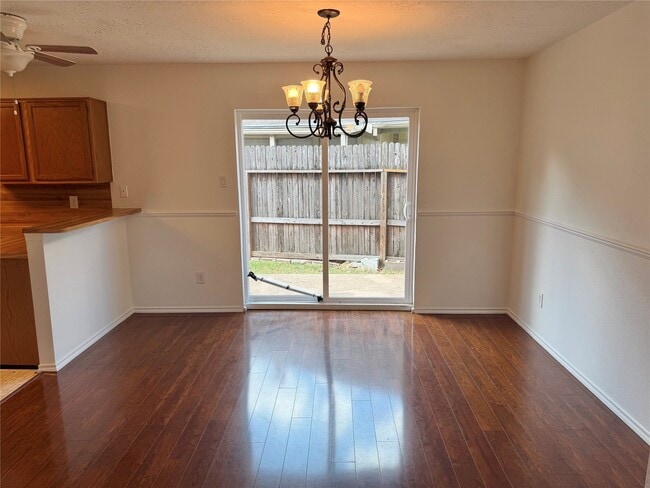 Building Photo - 7331 Burkridge Dr
