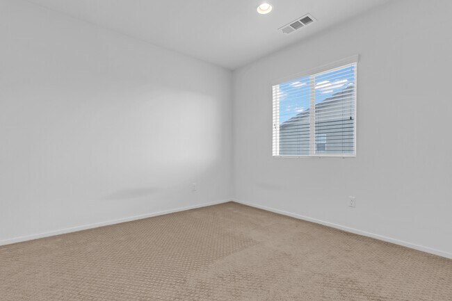 Building Photo - 4896 Stits Cir