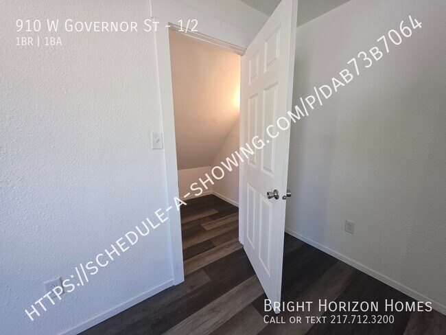 Building Photo - 910 W Governor St