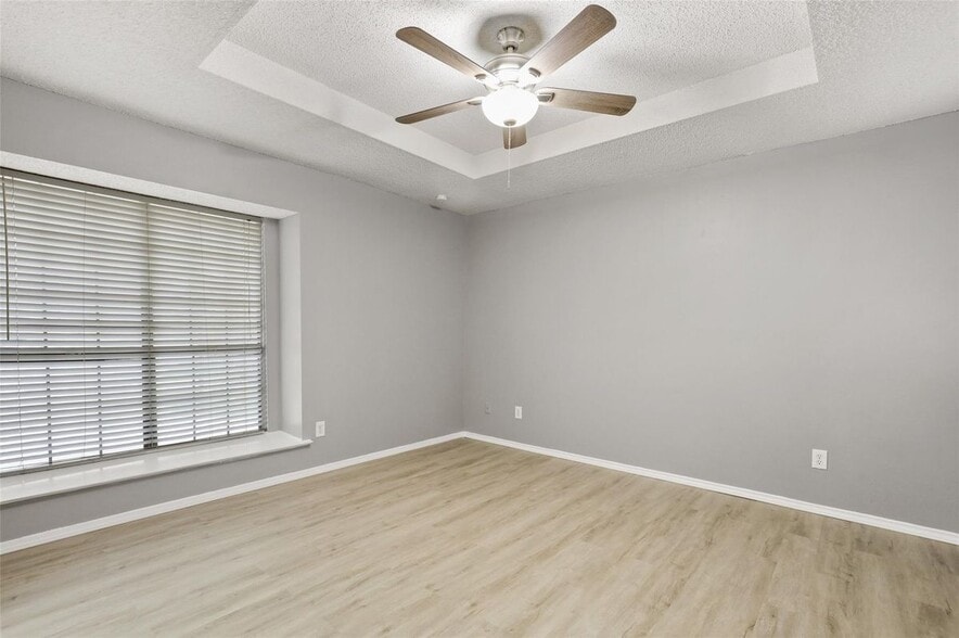 Building Photo - 8943 Camfield Way St