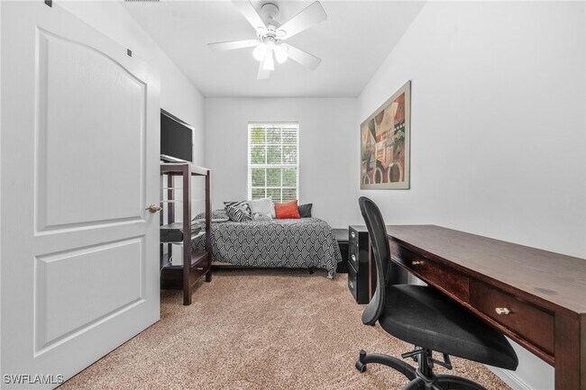 Building Photo - 5633 Cove Cir