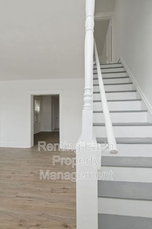 Building Photo - 3125 Clay Ave