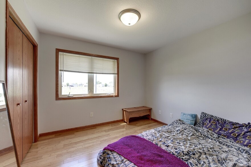 Building Photo - 1187 Blackhawk Dr SW