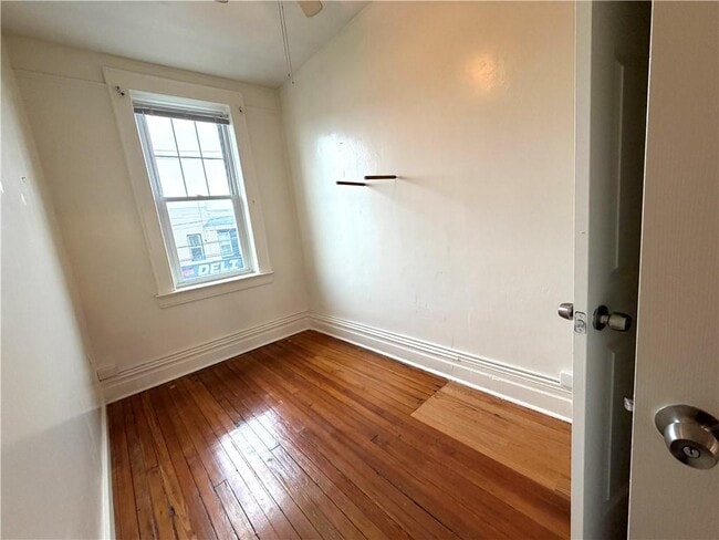 Building Photo - 90-16 Rockaway Beach Blvd