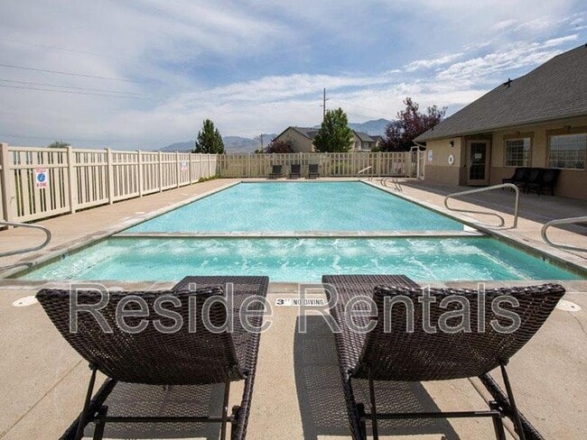 Building Photo - 1754 N 500 W