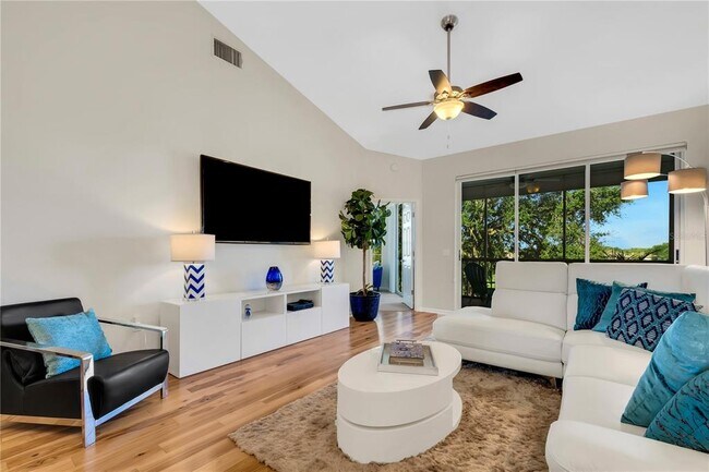 Building Photo - 421 Enclave Pl