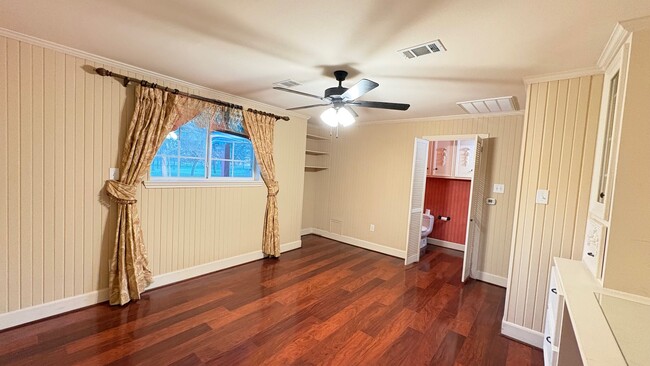 Building Photo - 3330 Band Rd