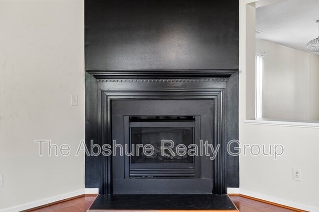 Building Photo - 6571 Guard Hill Dr