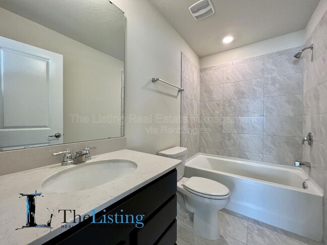 Building Photo - 2024 Cross Prairie Pkwy