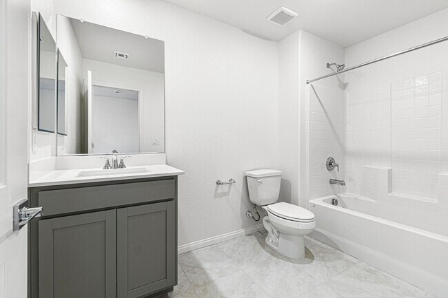 Building Photo - Brand New Build! 3 bed, 2 and 3/4 bathroom Townhouse in the heart of Inspirada's Master Planned C...