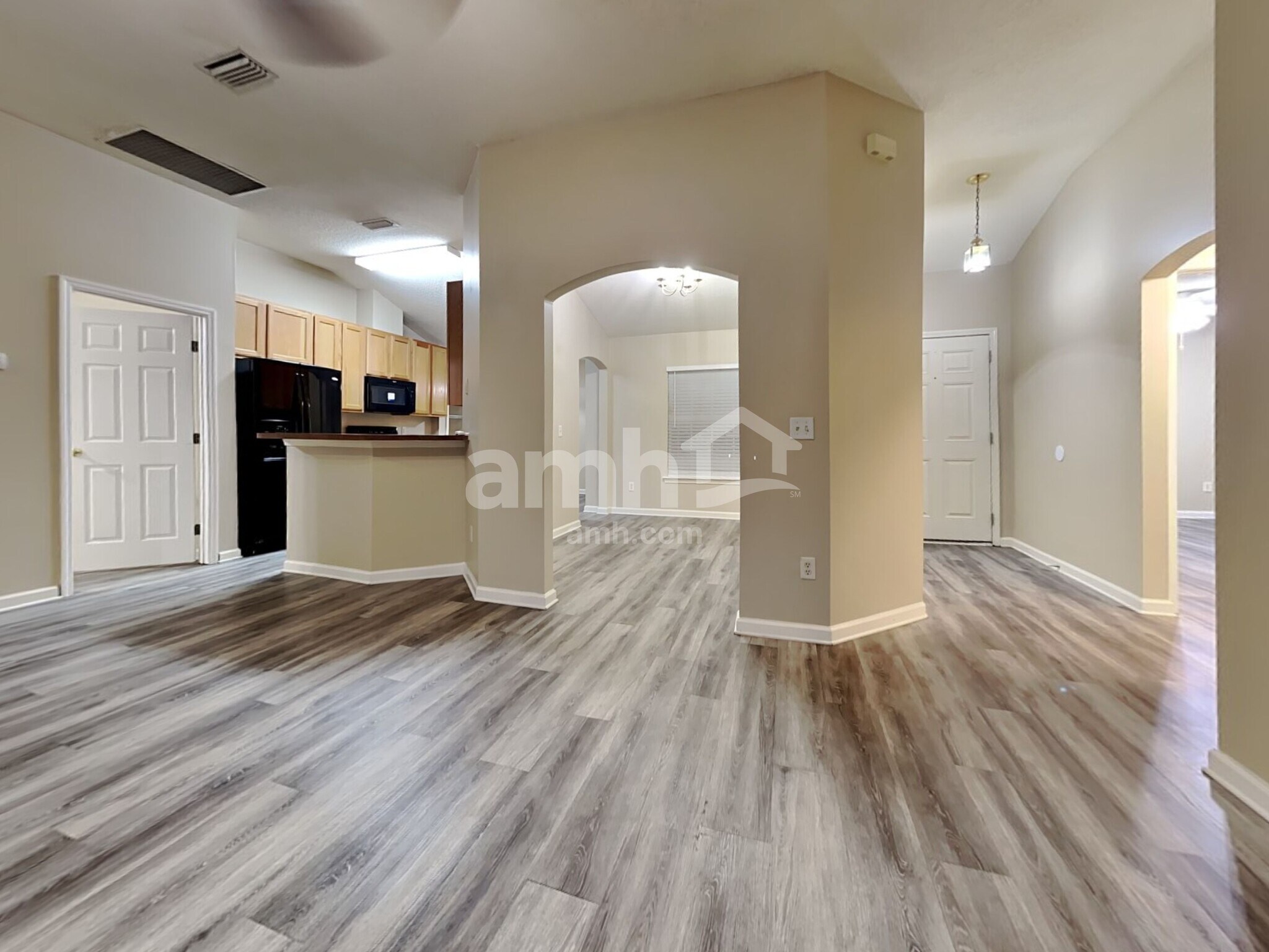 Building Photo - 861110 Worthington Dr