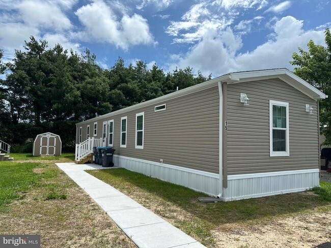 Primary Photo - 200 Beechwood Ave