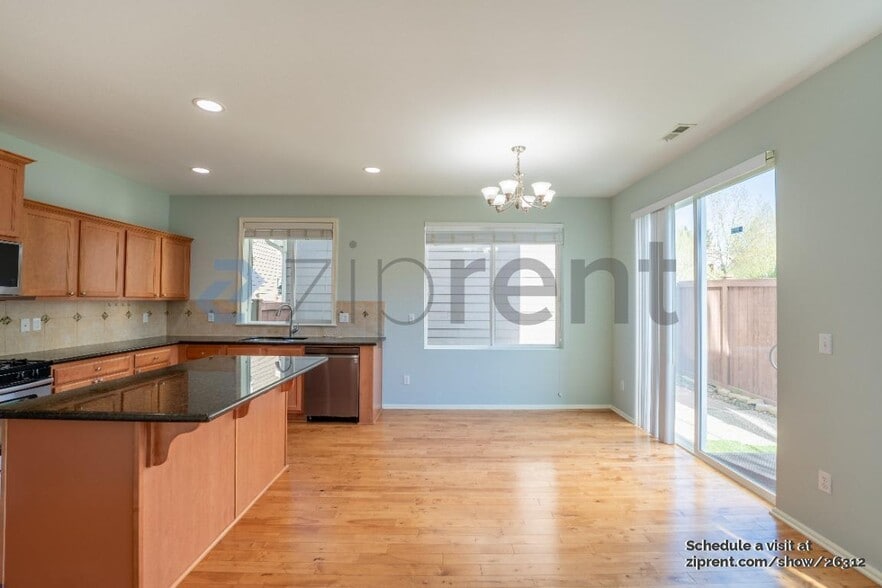 Building Photo - 3612 183rd Ln SE