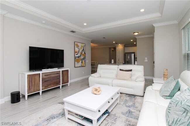 Building Photo - 15565 Vittorio St