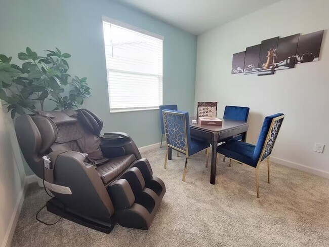 Building Photo - 1151 Kingsbarn St