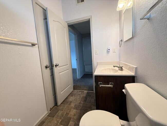 Building Photo - 11952 Mesquite Miel Dr