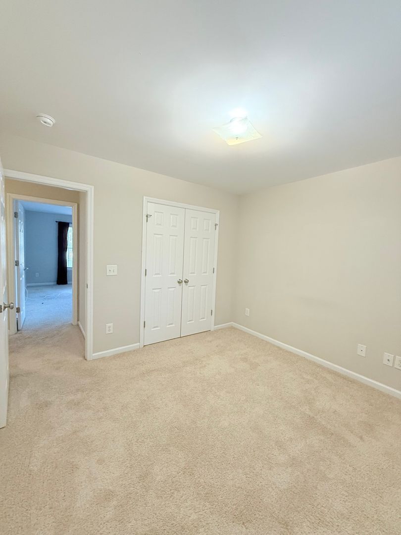 Building Photo - 301 Saranac Ridge Dr