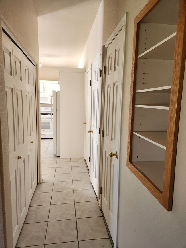 Building Photo - Cozy 3 Bedroom Cedar City Home