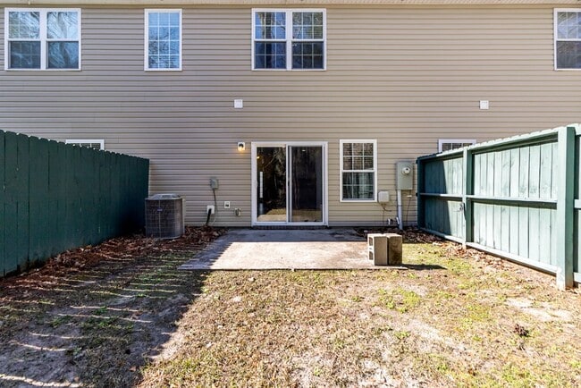 Building Photo - 505 Ferguson Ln