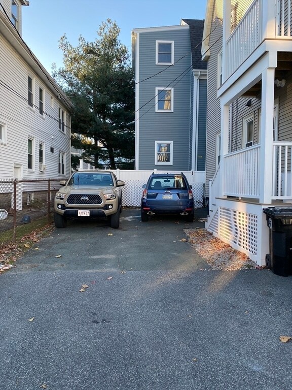 Building Photo - 258 Belmont St