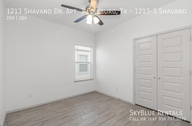 Building Photo - 1213 Shavano Dr