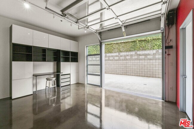 Building Photo - 11500 Tennessee Ave