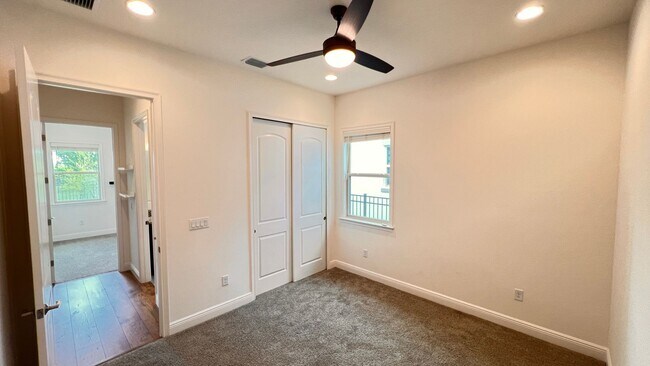 Building Photo - 9708 Bucklow Hill Dr