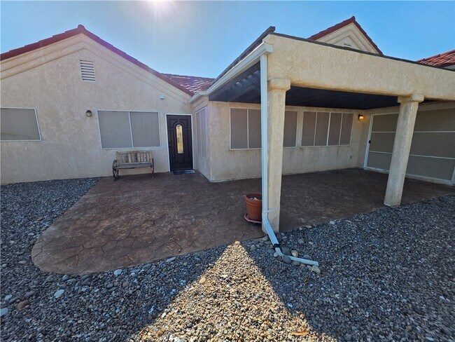 Building Photo - 3949 King Rd