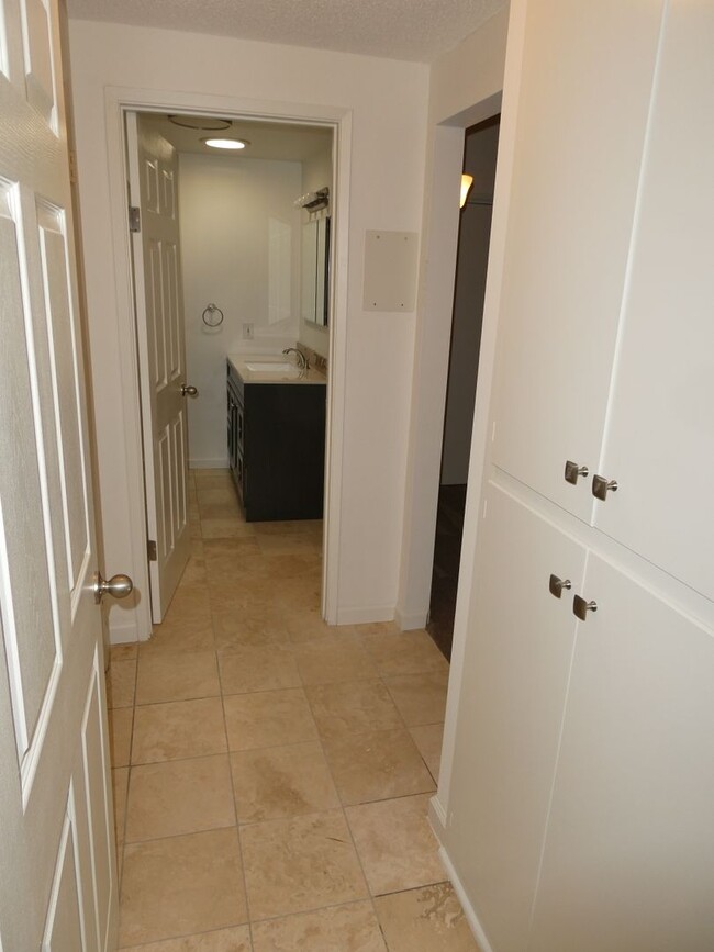 Building Photo - 2 Bedroom Home in Friendly Valley in 55+ C...