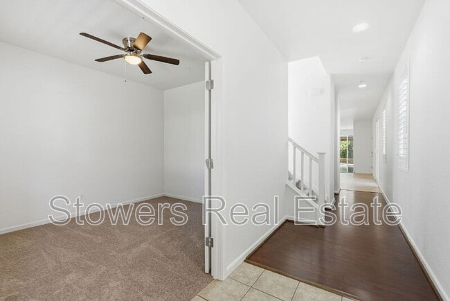 Building Photo - 651 N Andalusia Way