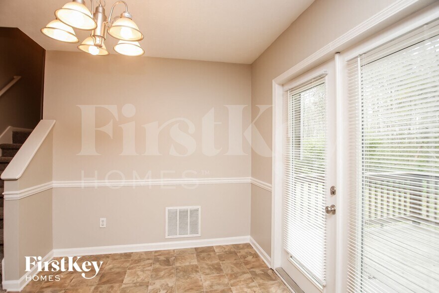 Building Photo - 56 Hatties Fancy