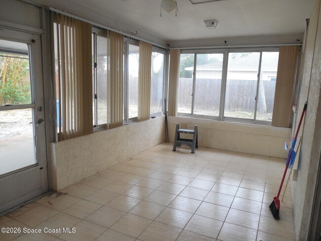 Building Photo - 1492 Autumn Woods Dr