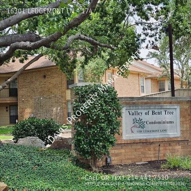 Primary Photo - 16301 Ledgemont Ln