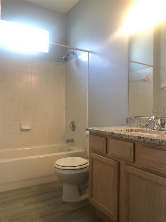 Building Photo - 10303 Beneva Dr