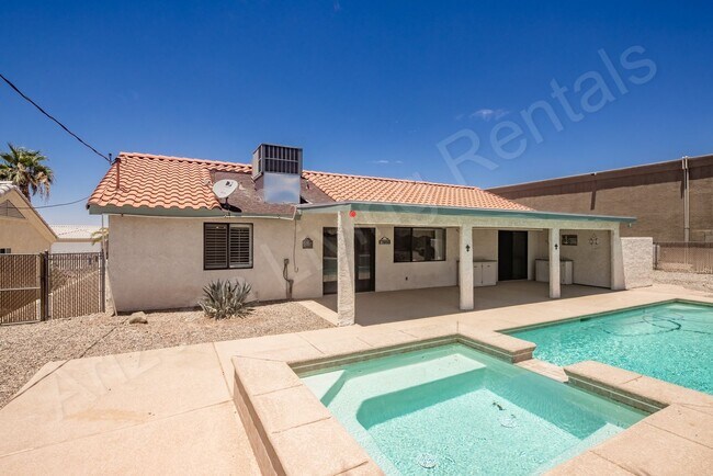 Building Photo - HEATED POOL & SPA