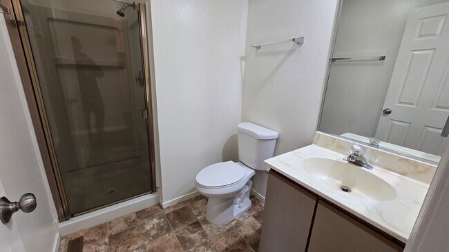 Building Photo - 247 Cheney St