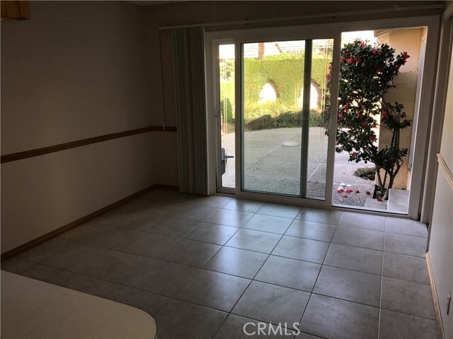 Building Photo - 1451 N Shaffer St