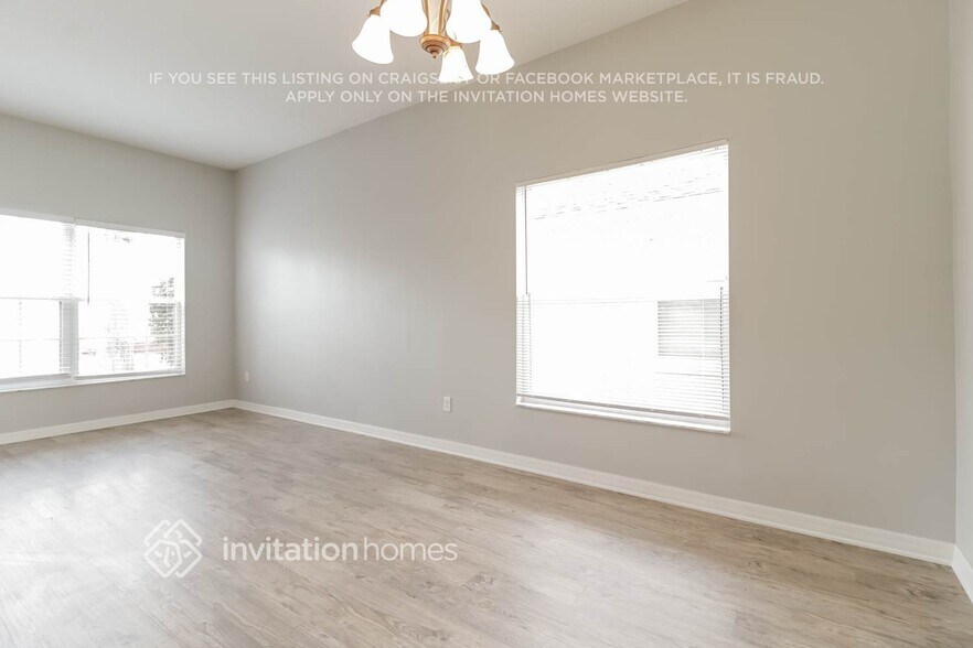 Building Photo - 16338 Deer Chase Loop