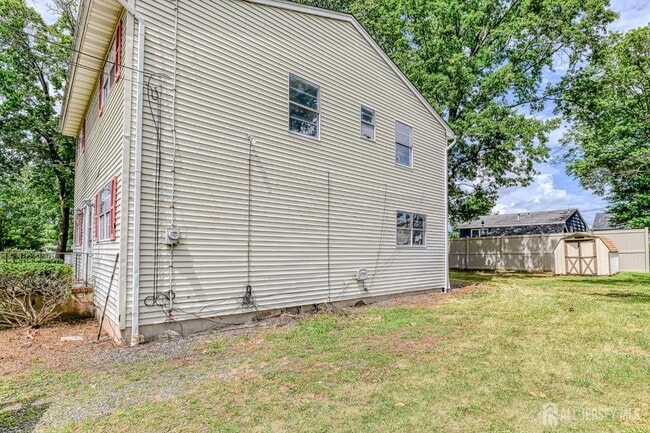 Building Photo - 202 Wilton Ave