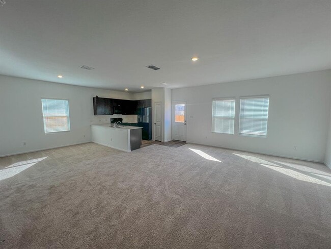 Building Photo - 254 The Bad Wy