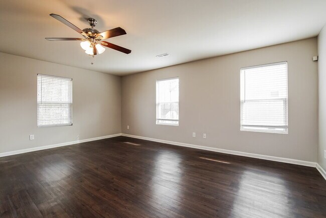 Building Photo - 52 Badger Pass Dr