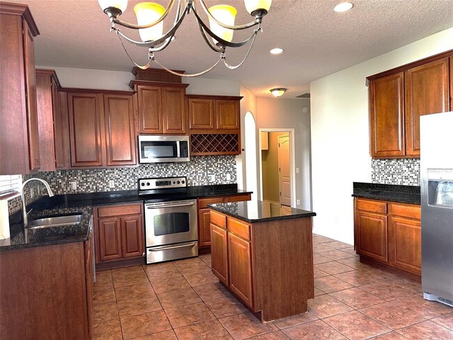 Building Photo - 324 Cortona Dr
