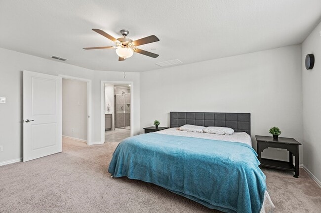 Building Photo - 4014 Saddlehorn Wy
