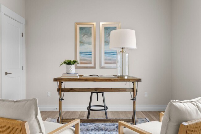 Building Photo - 2213 S Federal Way