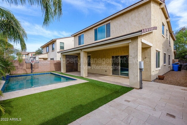 Building Photo - 1544 E Hummingbird Way