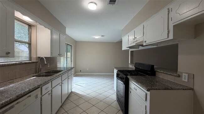 Building Photo - 1006 Grand Jct Dr